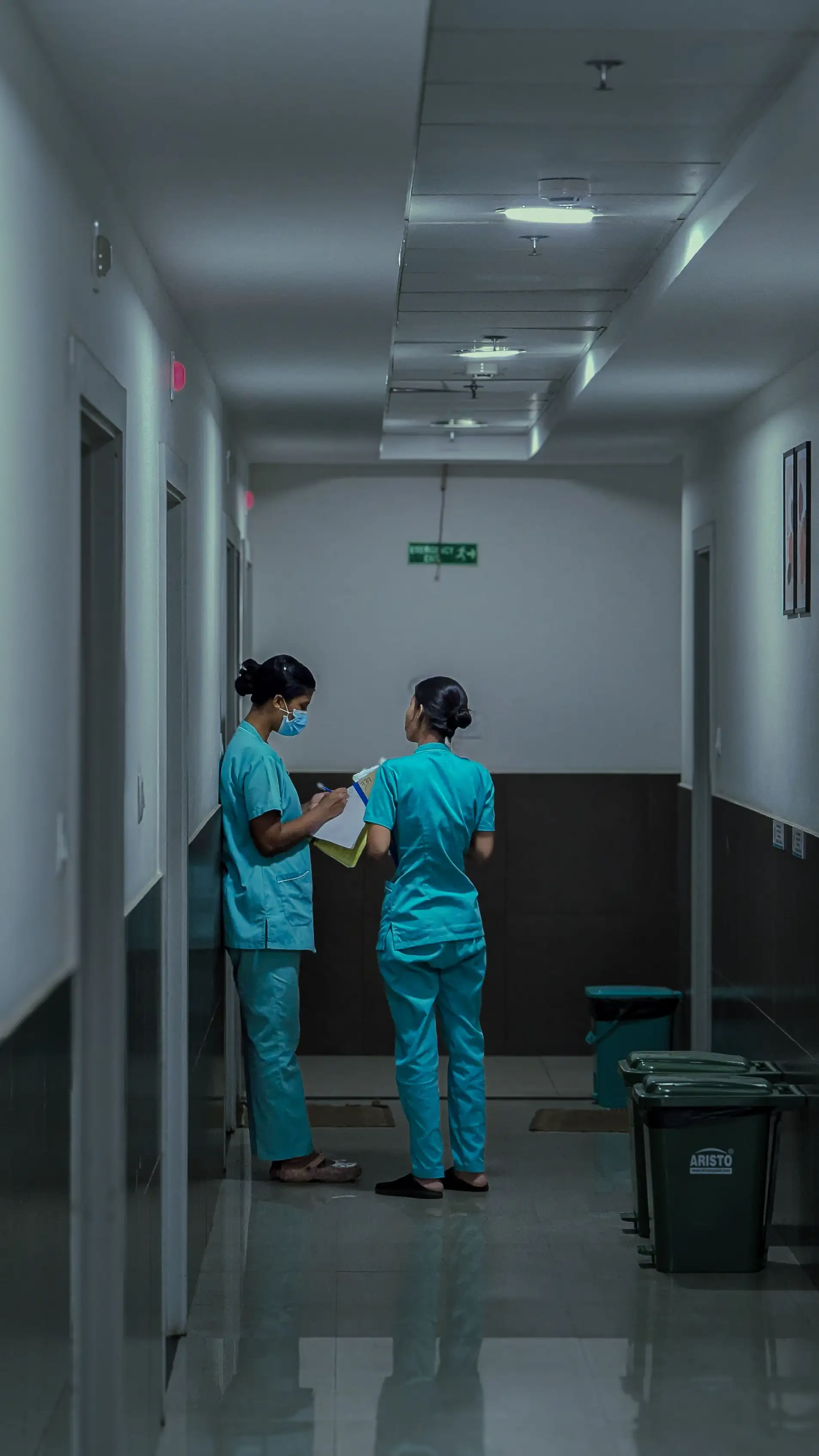 Choosing between GPT and Claude for clinical drafting